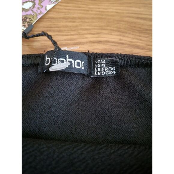 NWT Boohoo Off the Shouder Top - Picture 3 of 6